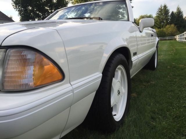 1993 Ford Mustang LX - photo 3