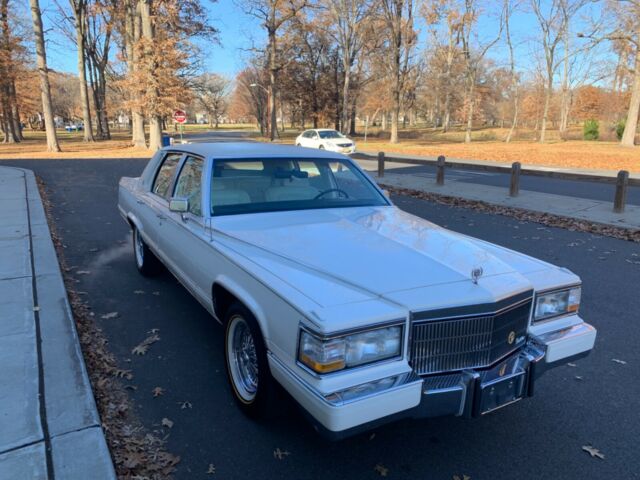 1991 Cadillac Brougham - photo 3