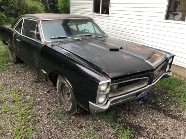 1966 Pontiac GTO sedan