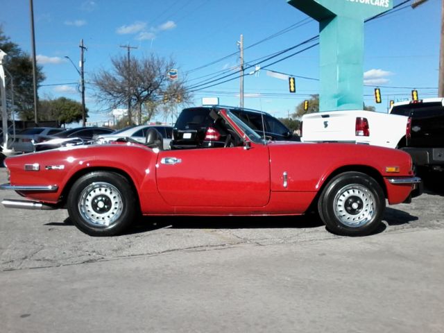 TRIUMP LOOK AT THIS LITTLE GEM .WHAT A NICE CAR !! 1971 Triumph Spitfire IV