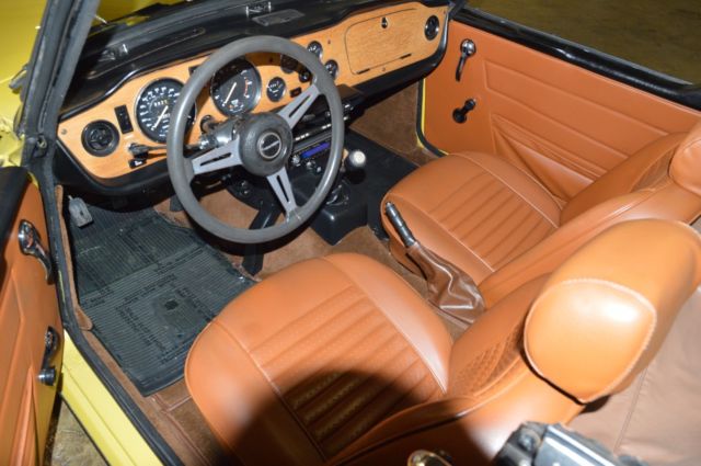 1973 Triumph TR-6 CONVERTIBLE - photo 12