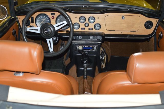 1973 Triumph TR-6 CONVERTIBLE - photo 13