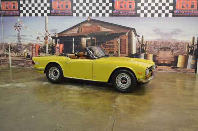 1973 Triumph TR-6 CONVERTIBLE - photo 2