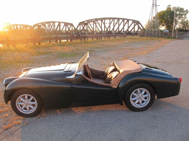 1955 Triumph TR2 - photo 4