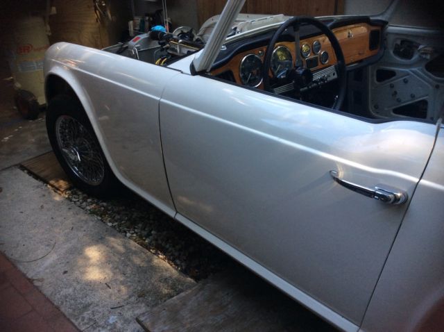 1964 Triumph TR4 - photo 3