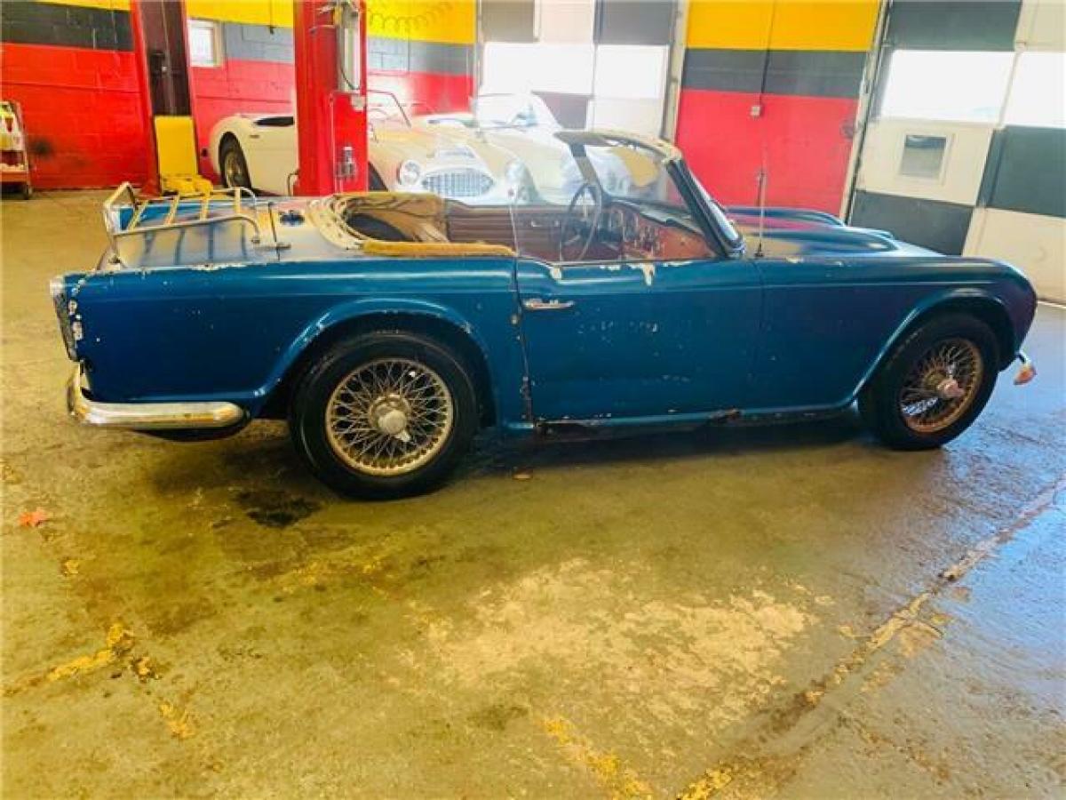 1966 Triumph Tr4 - photo 10