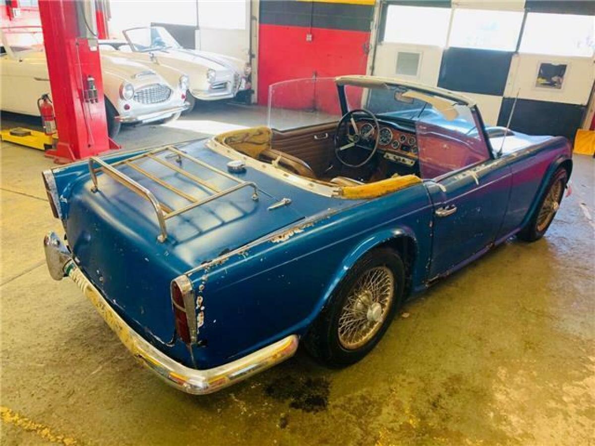1966 Triumph Tr4 - photo 8