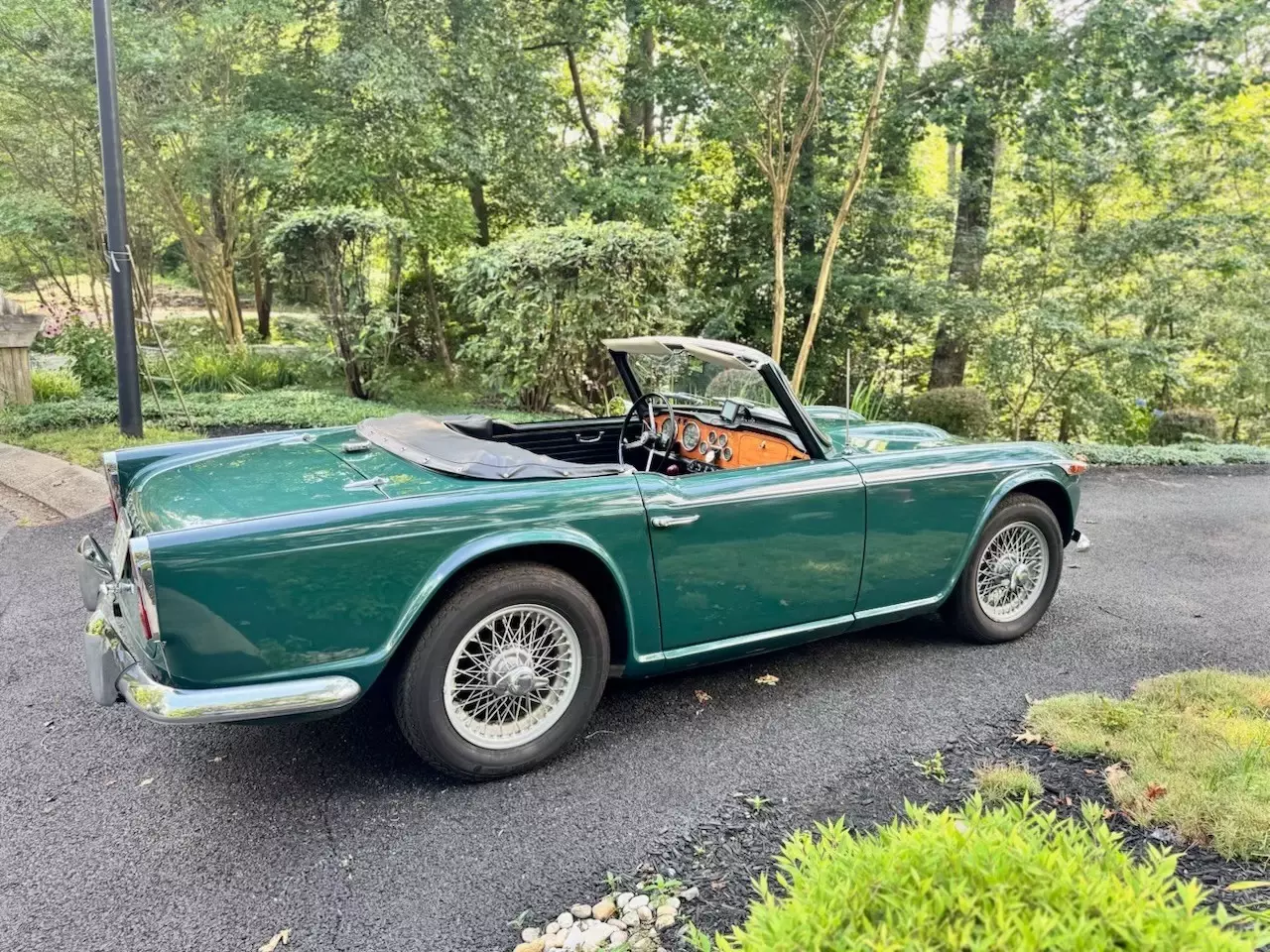 1967 Triumph TR4 - photo 9