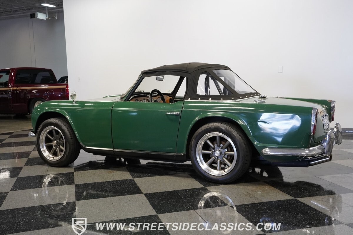 1964 Triumph TR4 Convertible Restomod - photo 9