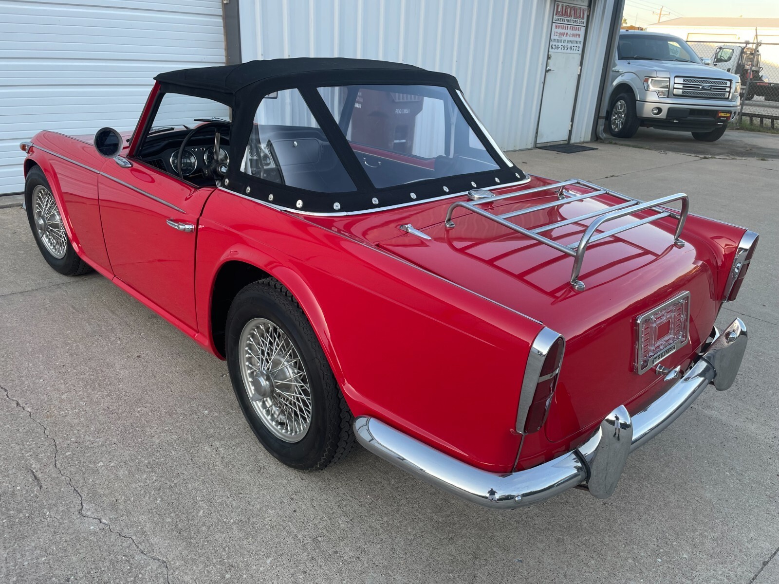 1962 Triumph TR4 - photo 12