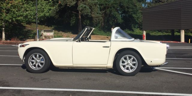 1967 Triumph TR4A Standard - photo 2