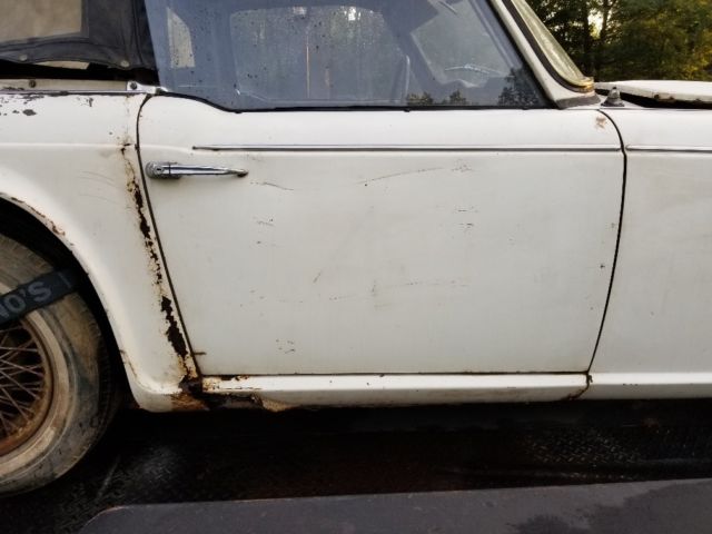 1965 Triumph TR4A - photo 2