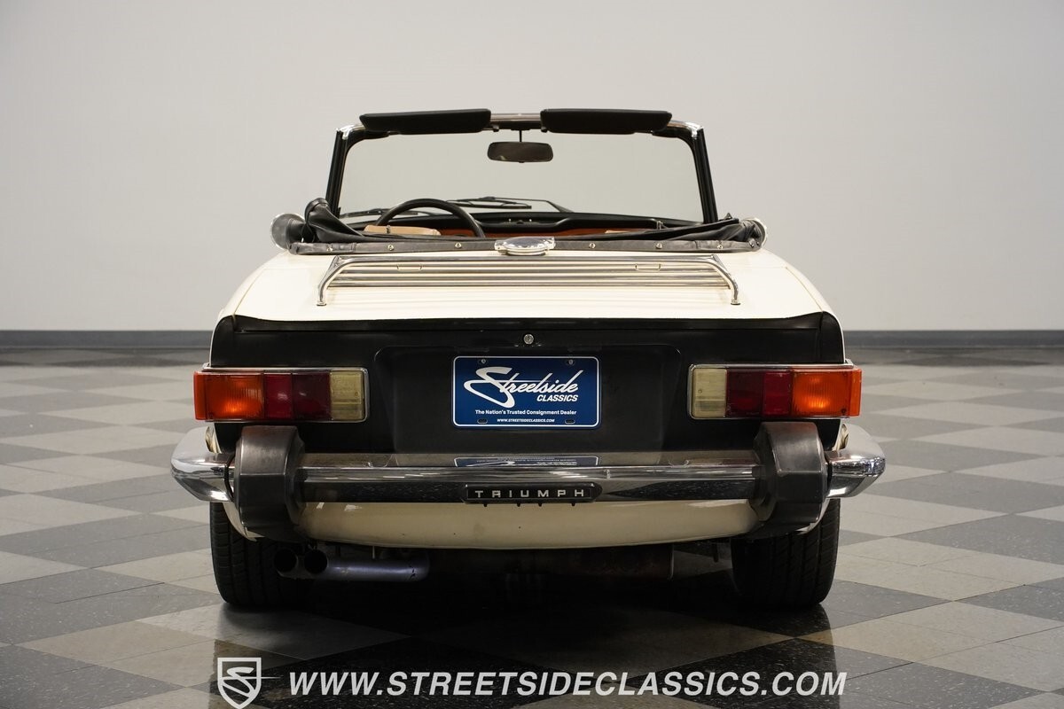 1976 Triumph TR-6 Convertible - photo 11