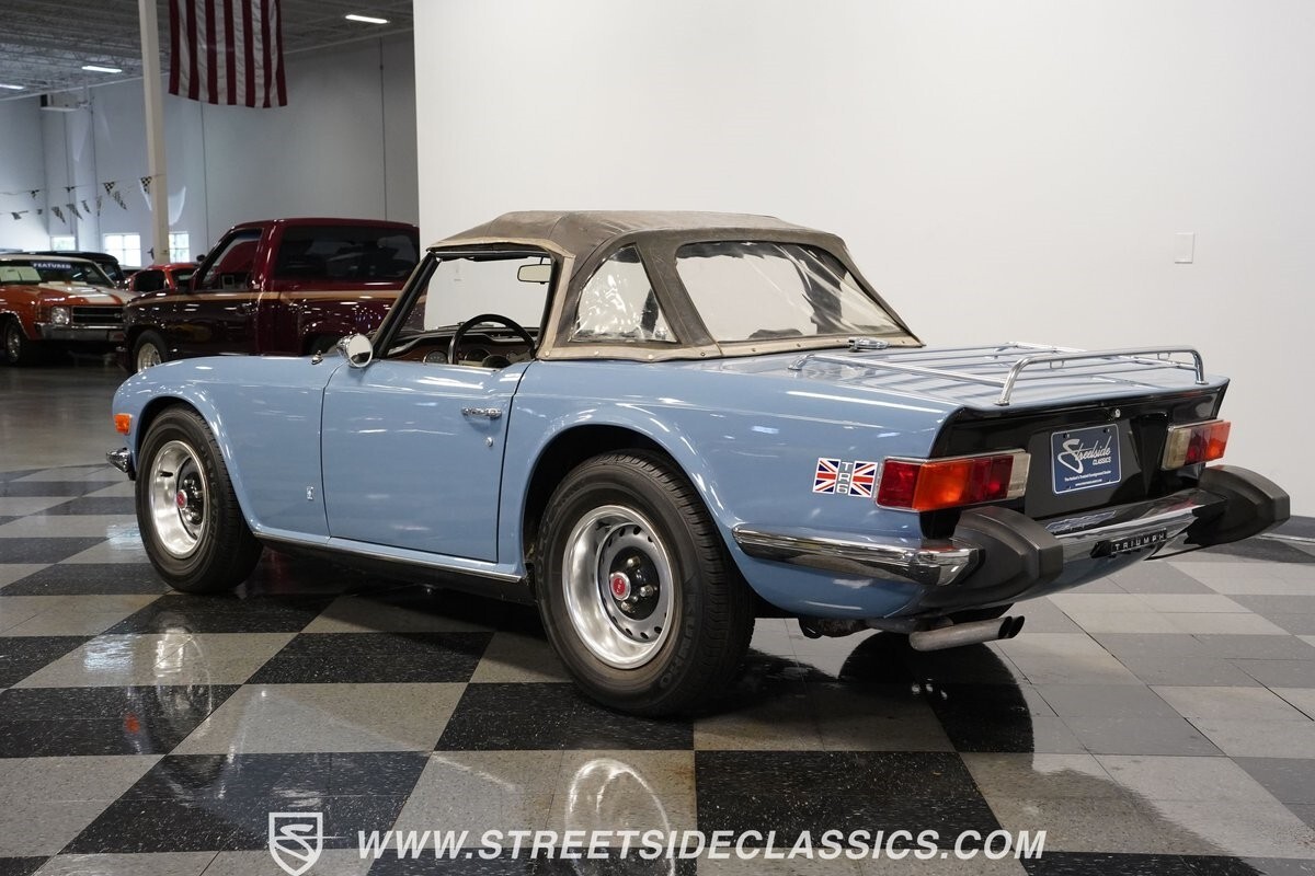 1976 Triumph TR-6 Convertible - photo 10