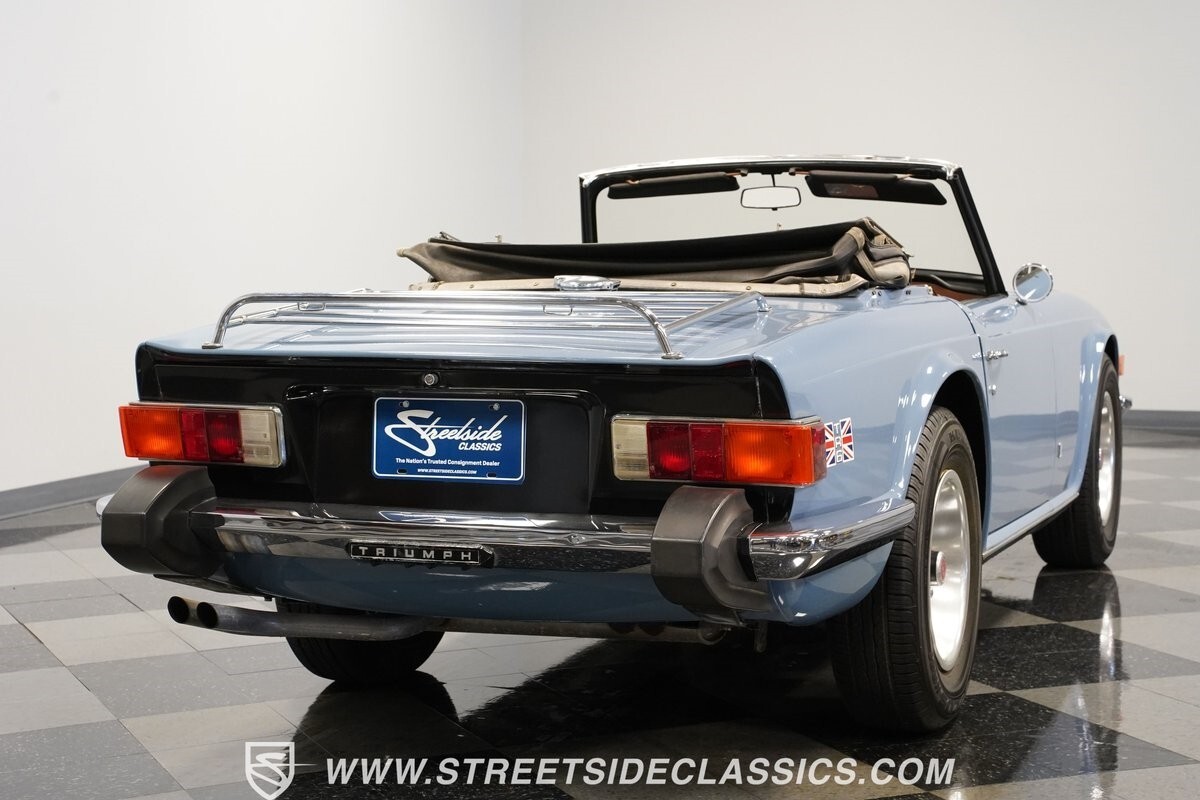 1976 Triumph TR-6 Convertible - photo 12