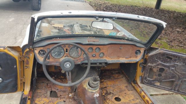 1972 Triumph TR-6 Convertible - photo 13