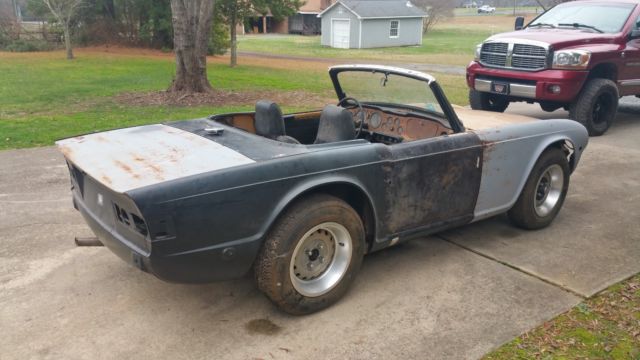 1972 Triumph TR-6 Convertible - photo 6
