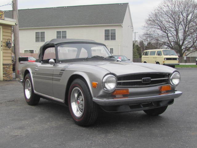 1973 Triumph TR-6 Convertible - photo 2