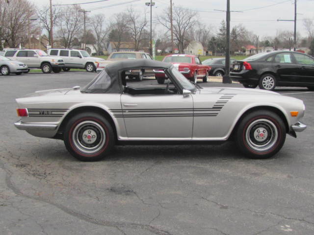 1973 Triumph TR-6 Convertible - photo 3