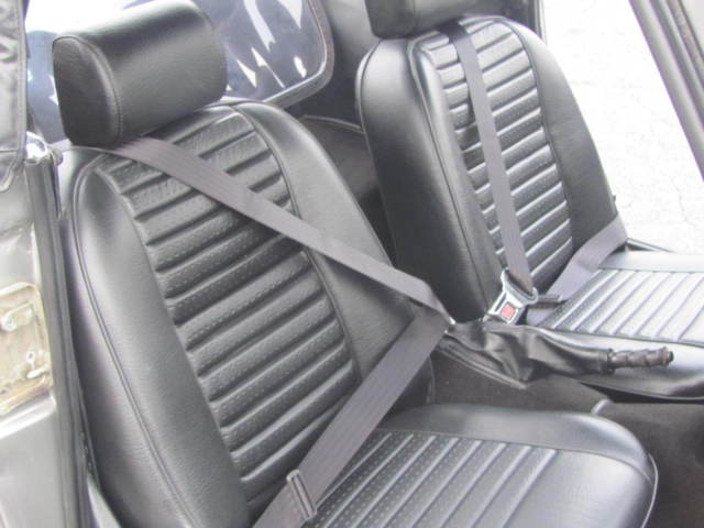 1973 Triumph TR-6 Convertible - photo 8