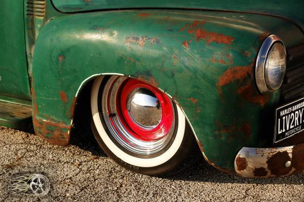 1952 Chevrolet C-10 Patina Slammed Pickup Truck - photo 8