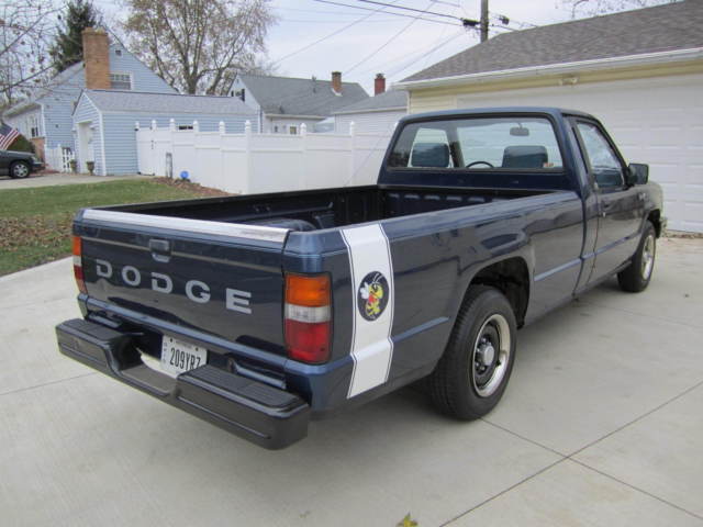 1987 DODGE D50 - photo 5