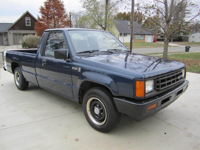 1987 DODGE D50 - photo 7