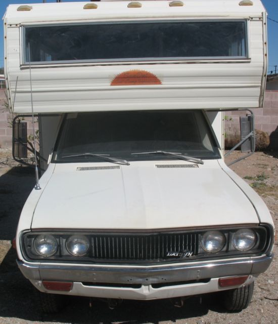 1978 Datsun 620 Mini Motorhome Only 11497 Original Miles - photo 4
