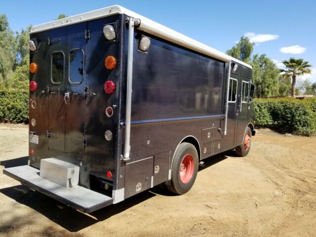 1990 GMC Other StepVan - photo 2