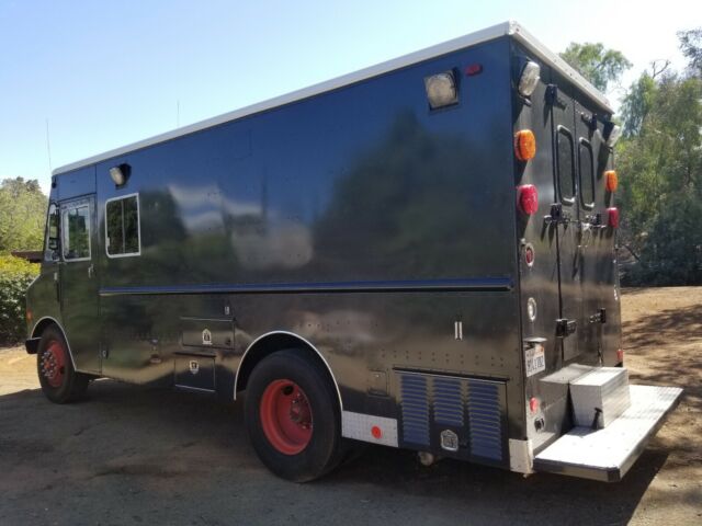 1990 GMC Other StepVan - photo 3