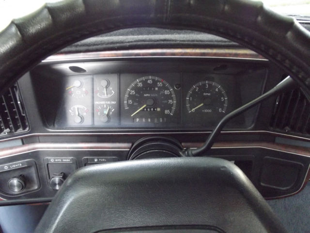 1989 Ford F-150 XLT Lariat - photo 4