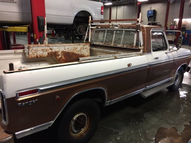 1973 Ford F-350 camper special - photo 6