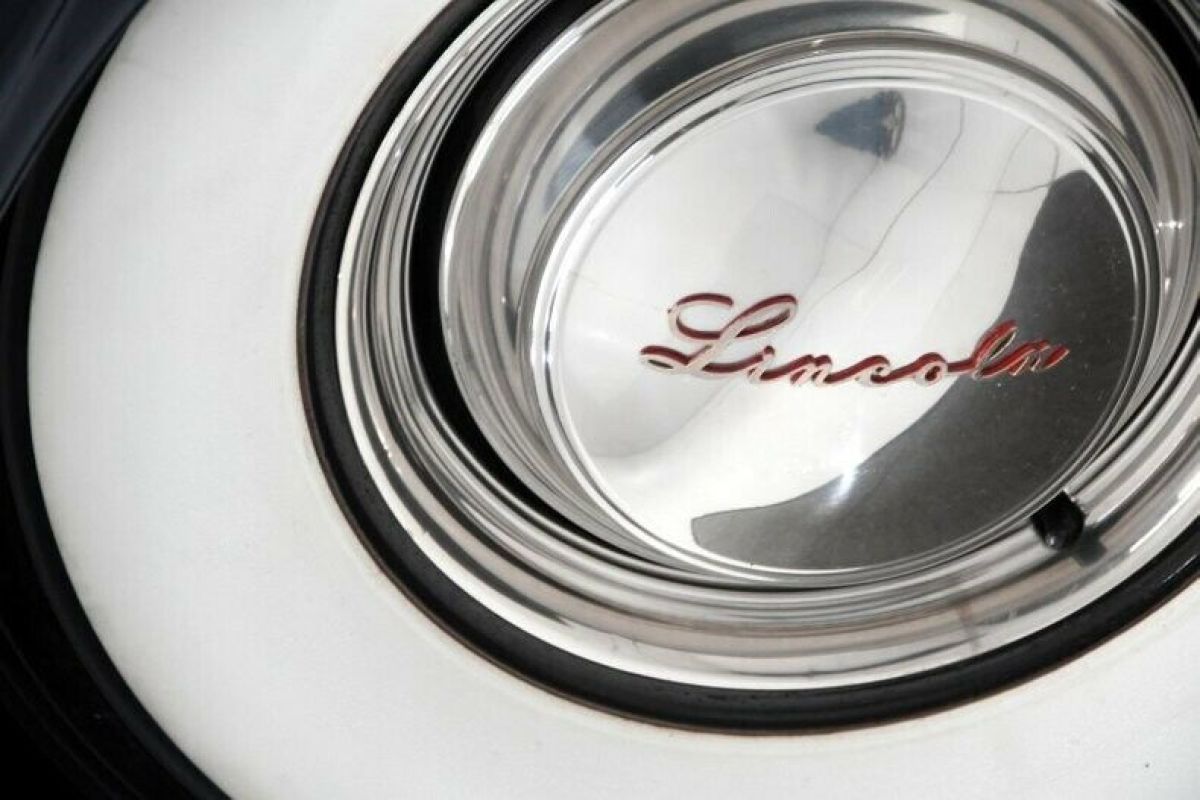 1948 Lincoln Continental Cabriolet - photo 12