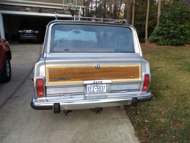 1984 Jeep Wagoneer - photo 7