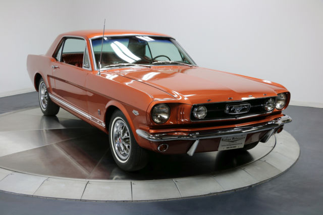 True GT - Original A-Code engine - Original 4-speed - Pony Deluxe Interior 1966 Ford Mustang