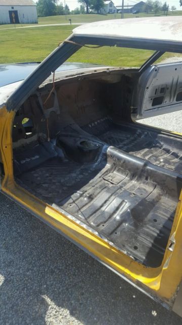 1969 Dodge Charger RT 440 4SPD DANA TRAC PACK - photo 10