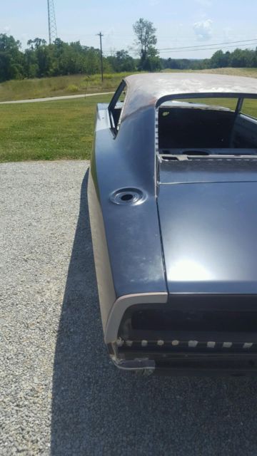 1969 Dodge Charger RT 440 4SPD DANA TRAC PACK - photo 9