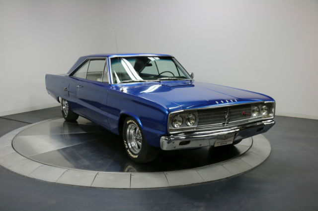 True R/T - 440 - 727 TorqueFlight - Laser Straight - Buckets - Great driver! 1967 Dodge Coronet R/T