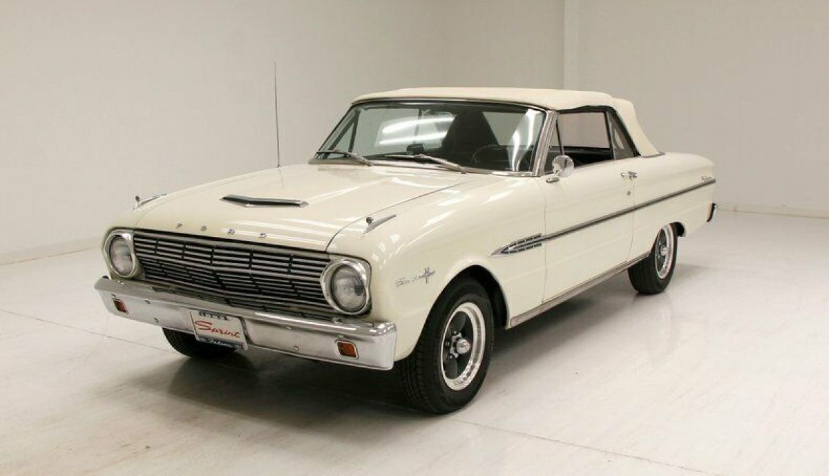 True Sprint Falcon/New OEM Interior/Very Nice Paint & Trim/260ci V8 1963 Ford Falcon Sprint Convertible
