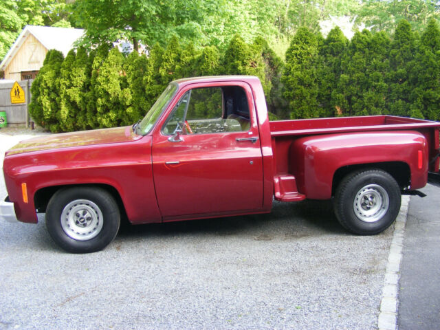 True survivor..short..step..V8..700R4.. No rust or rot .solid chassis & mounts 1973 Chevrolet C-10