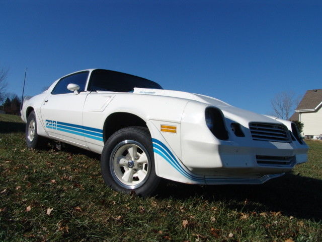 1980 Chevrolet Camaro Z28 - photo 2