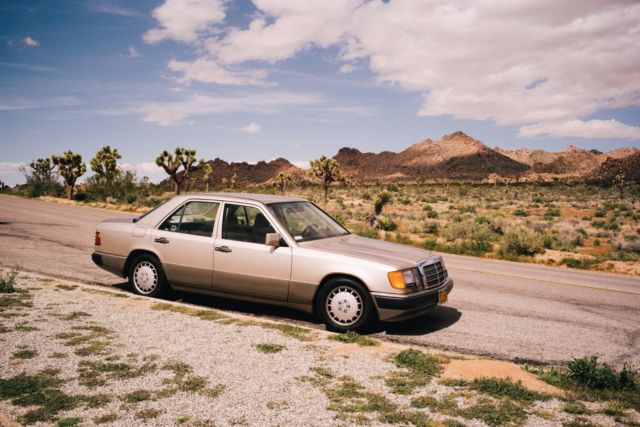 Truly amazing 1991 Mercedes 300E in A+++ condition. Low miles. Classic 1991 Mercedes-Benz 300-Series