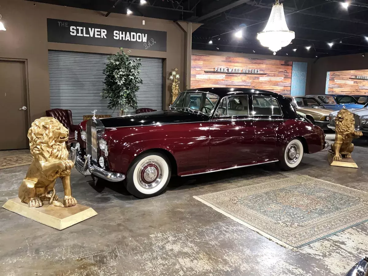 Truly spectacular example of a Silver Cloud III in Royal Mews livery 1965 Rolls-Royce Silver Cloud III
