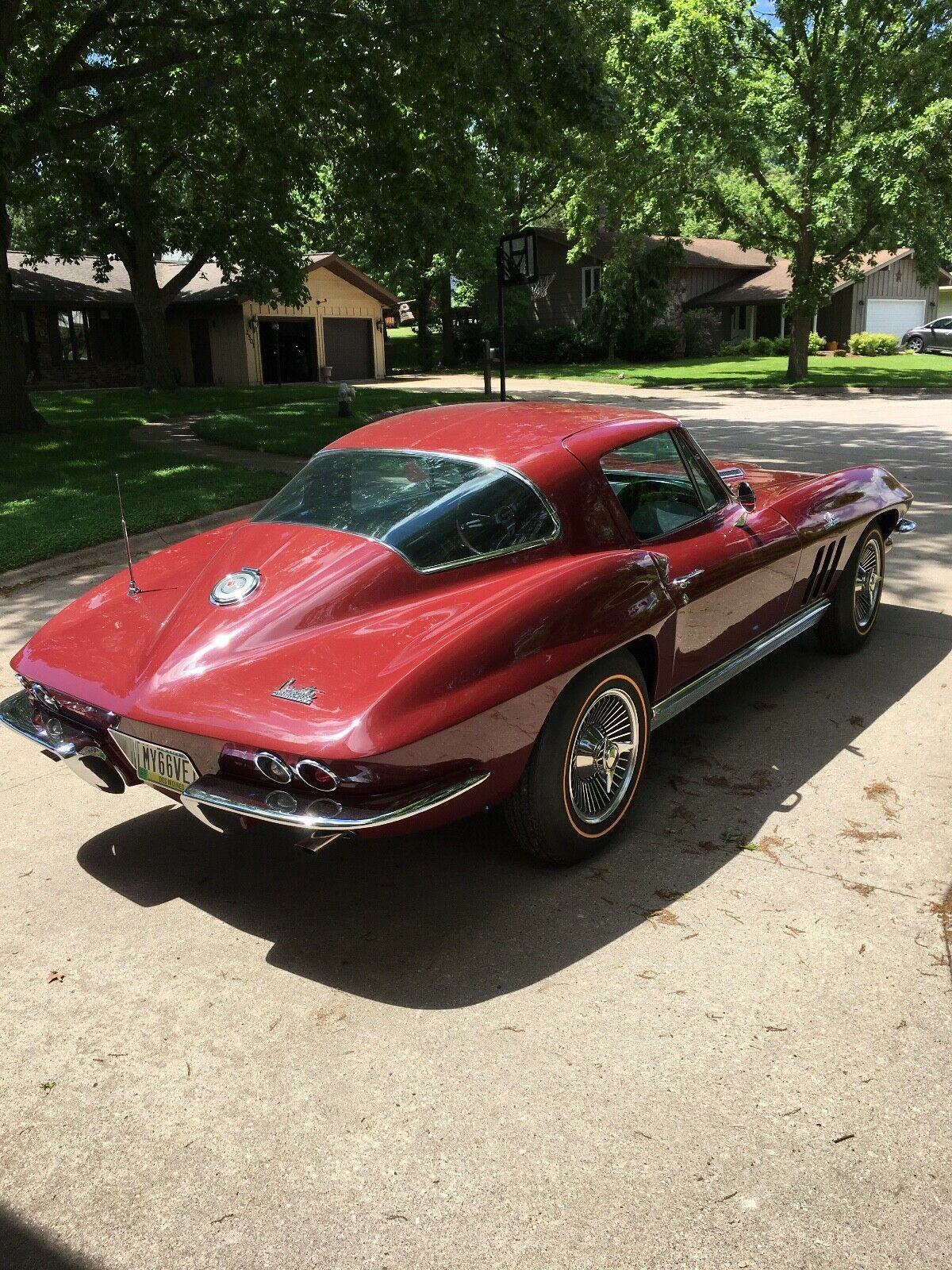1966 Chevrolet Corvette - photo 2