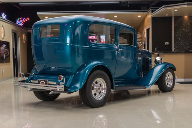 1932 Ford Tudor - photo 12