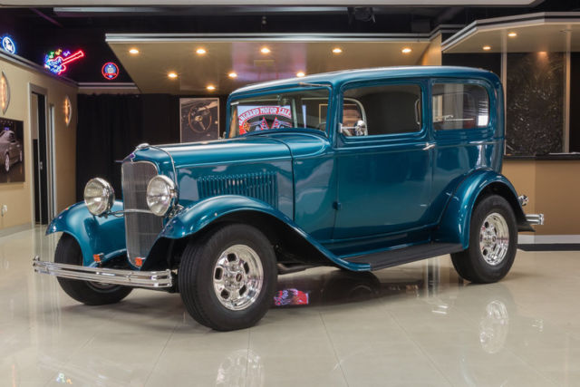 1932 Ford Tudor - photo 2