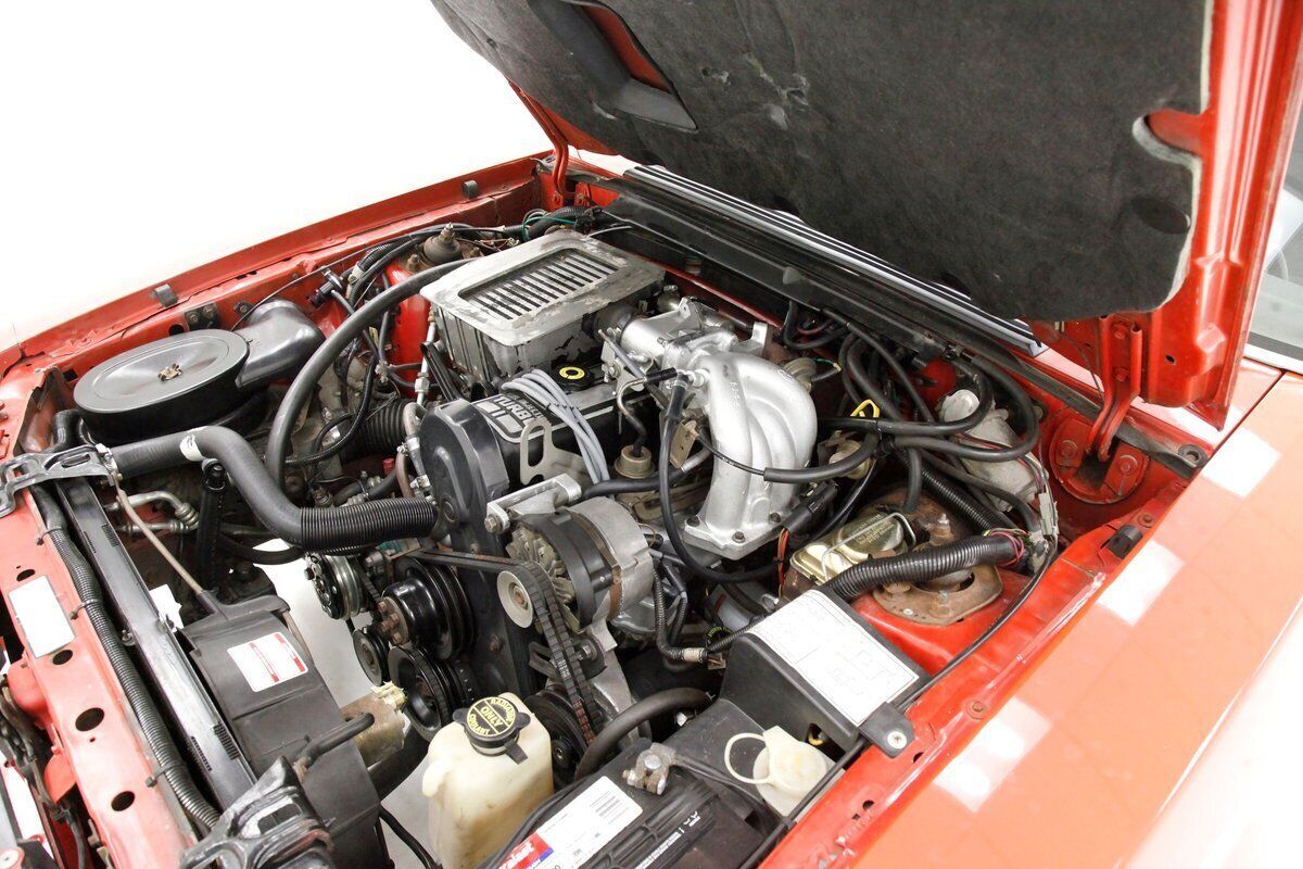 1985 Ford Mustang SVO - photo 8