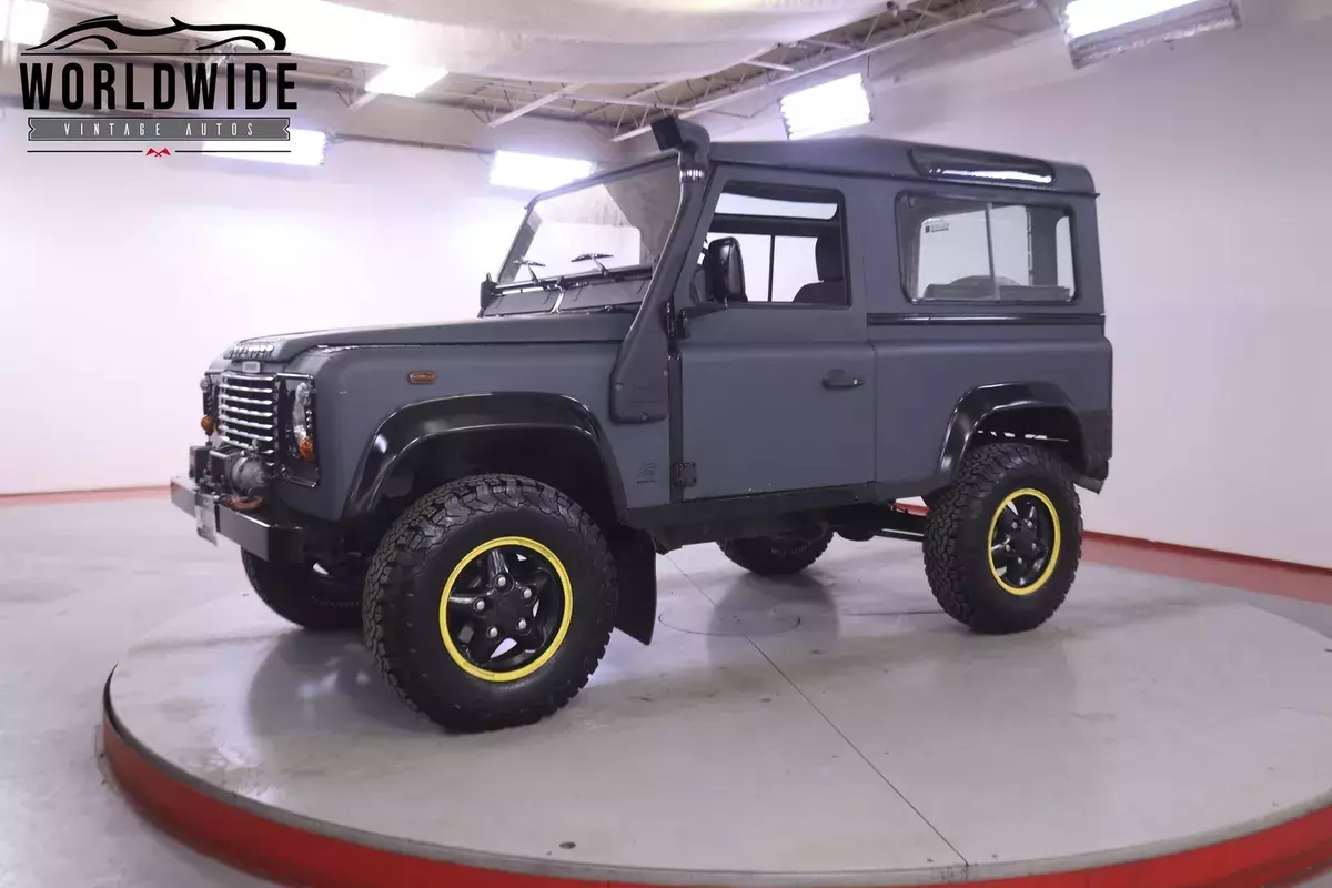1991 Land Rover Defender
