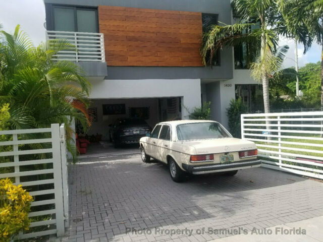 1983 Mercedes-Benz 300-Series TD - photo 6