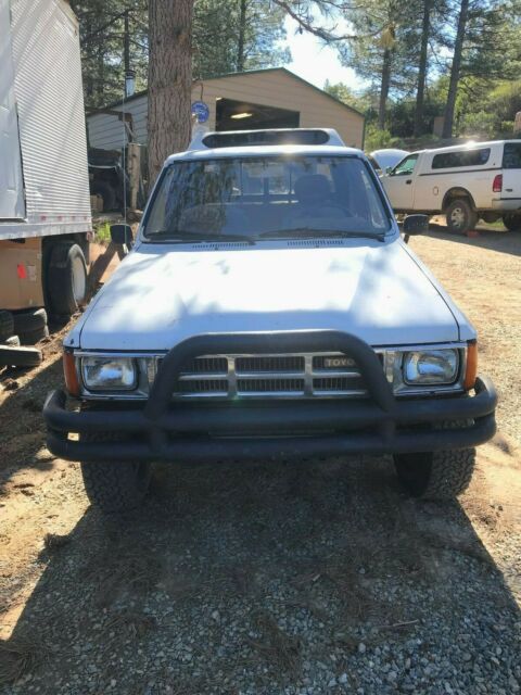 1986 Toyota Pickup - photo 2